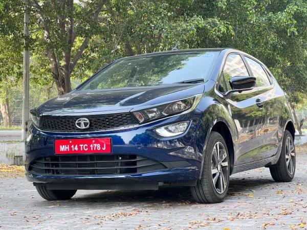 Tata Altroz DCA twin clutch automatic hatchback in CarToq’s First Drive Review